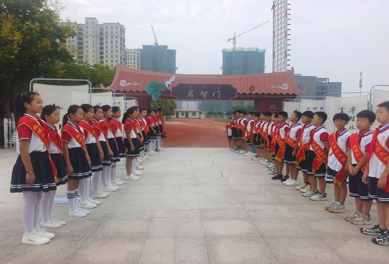 开笔启智 立志筑梦 ——萧县实验小学举行一年级新生入泮礼活动_聚焦